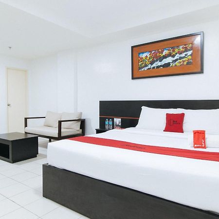 Reddoorz Plus At Evangelista Street Makati Makati City Extérieur photo