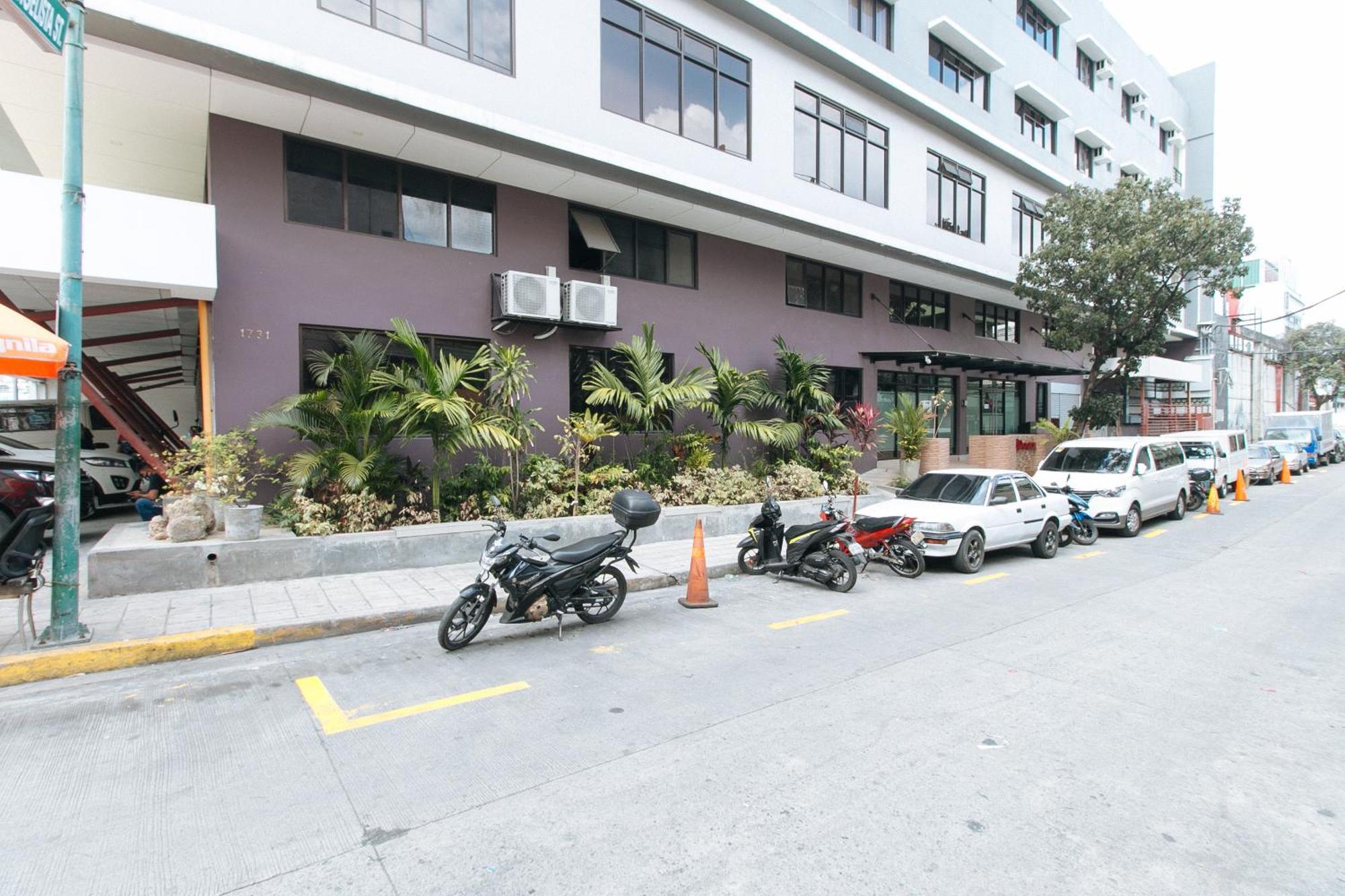 Reddoorz Plus At Evangelista Street Makati Makati City Extérieur photo