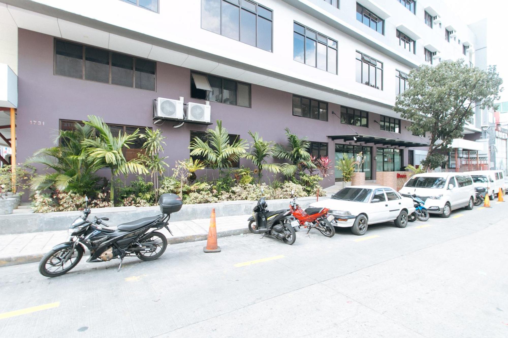 Reddoorz Plus At Evangelista Street Makati Makati City Extérieur photo