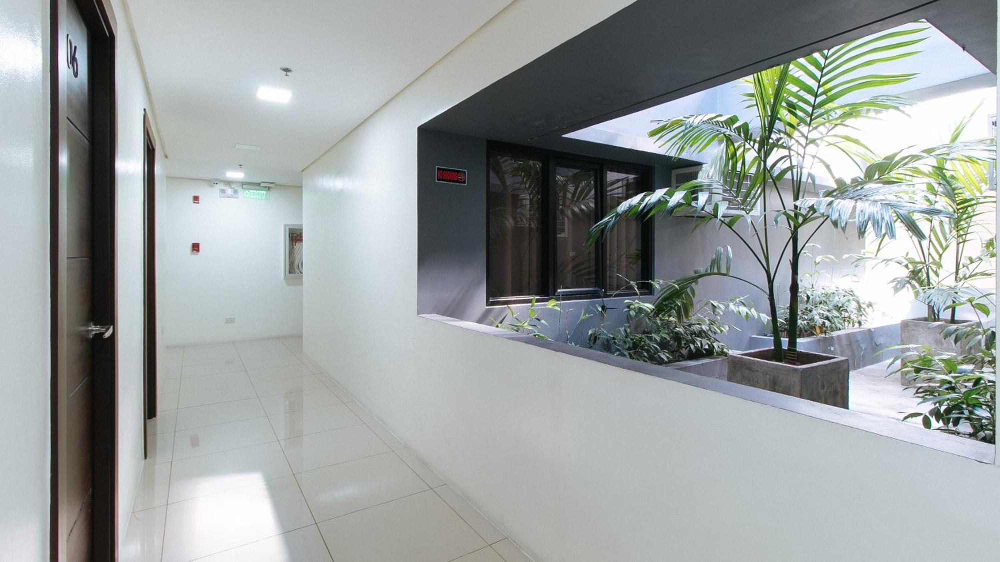 Reddoorz Plus At Evangelista Street Makati Makati City Extérieur photo